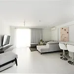 Icon Urban Living Bed and Breakfast