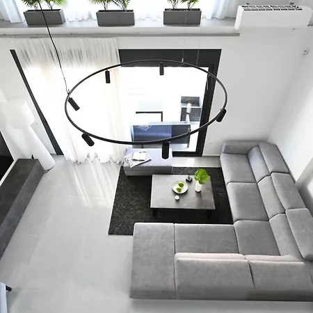Icon Urban Living