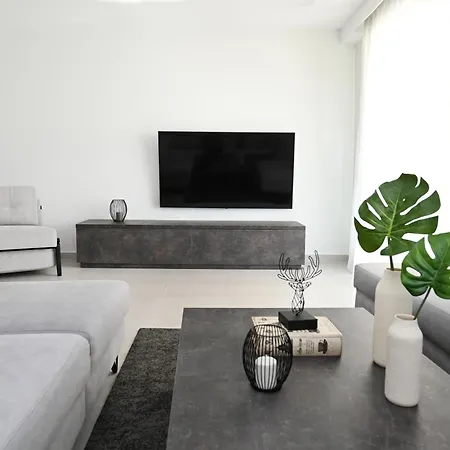 Icon Urban Living Couette-café