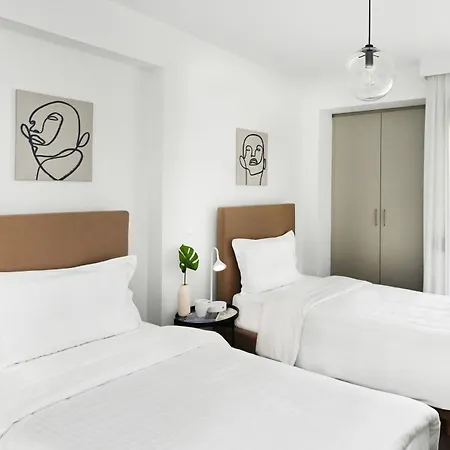Icon Urban Living 4*