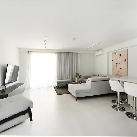 Icon Urban Living Couette-café