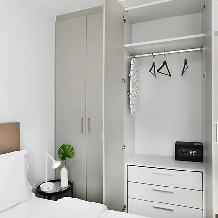Icon Urban Living Bed & Breakfast