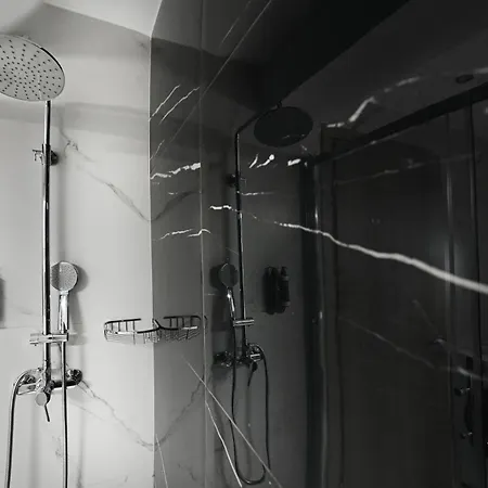 Icon Urban Living 4*