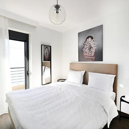 Icon Urban Living 4* Tríkala